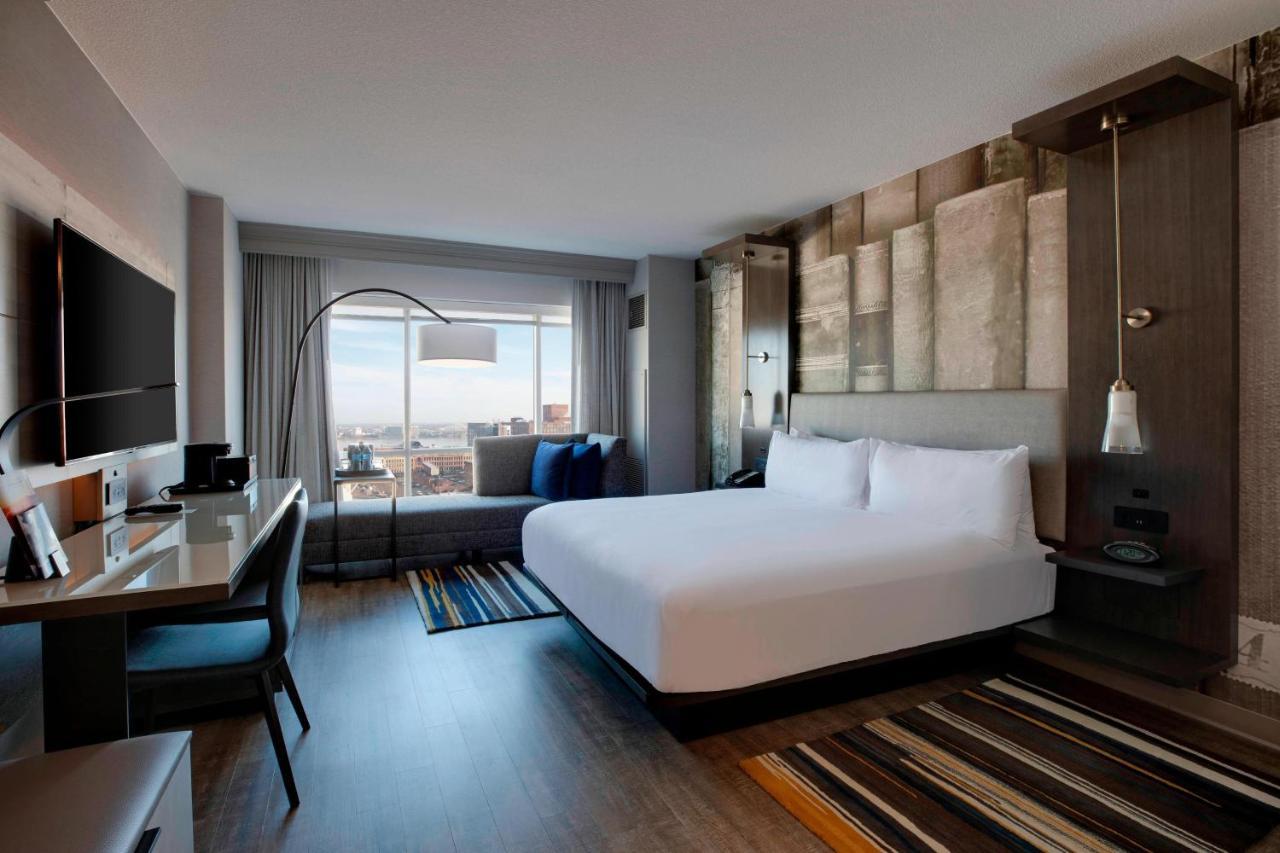 1 King Bed, Guest Room,1348986212:JPEG